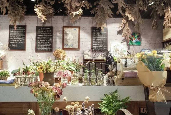 宁静夏日里,寻找魔都的小清新花店